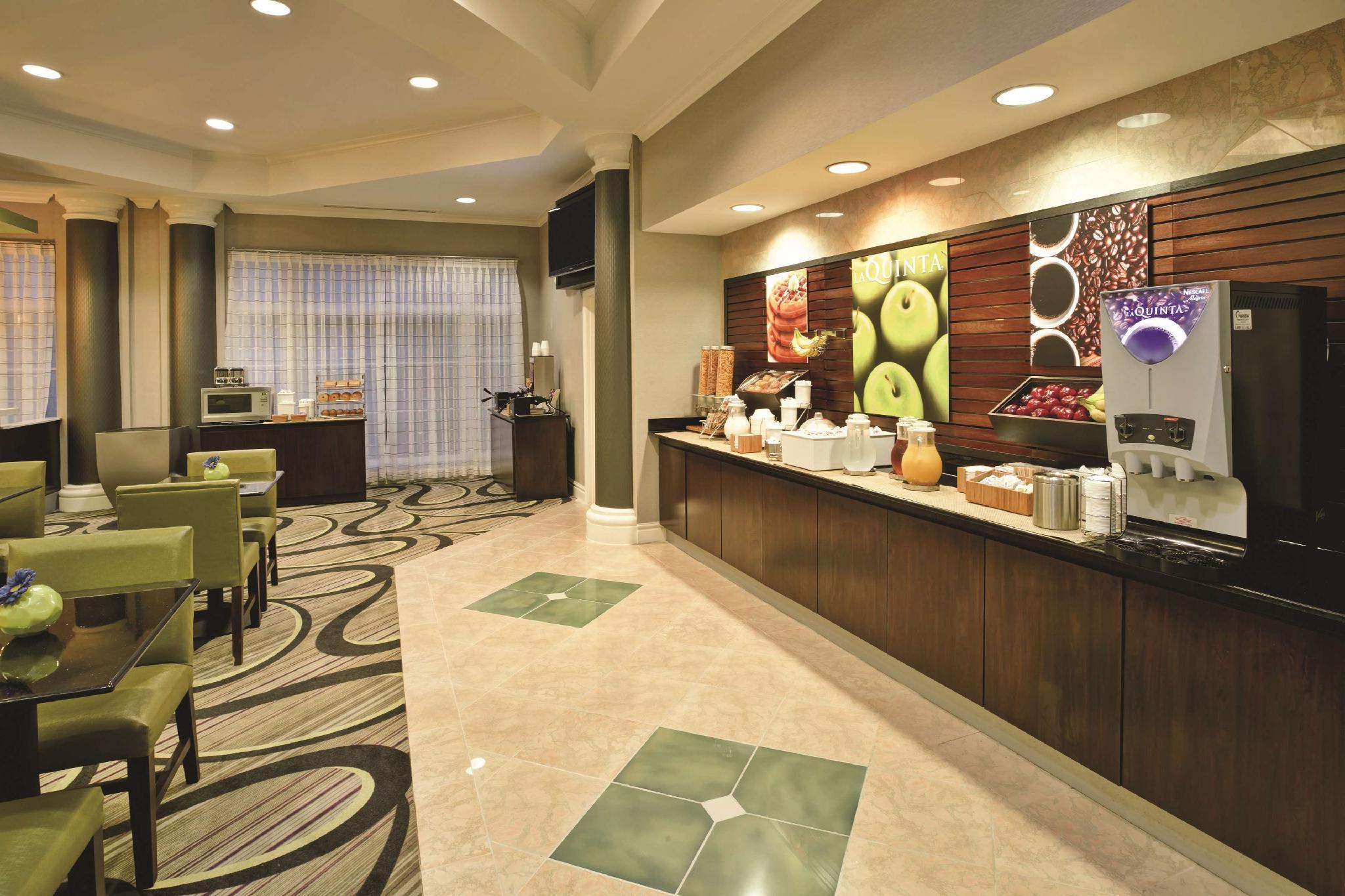La Quinta By Wyndham Birmingham Hoover Exterior photo