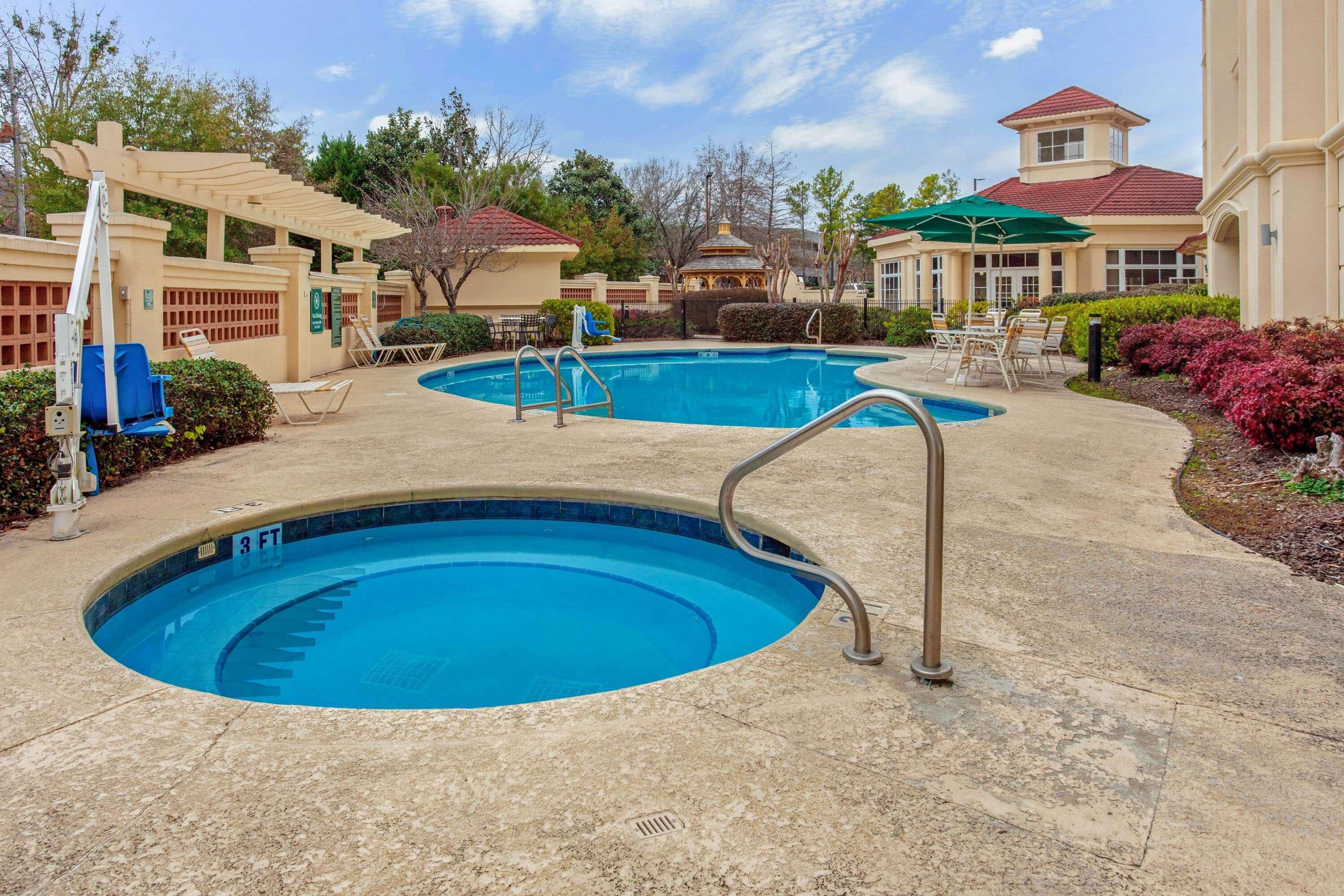 La Quinta By Wyndham Birmingham Hoover Exterior photo